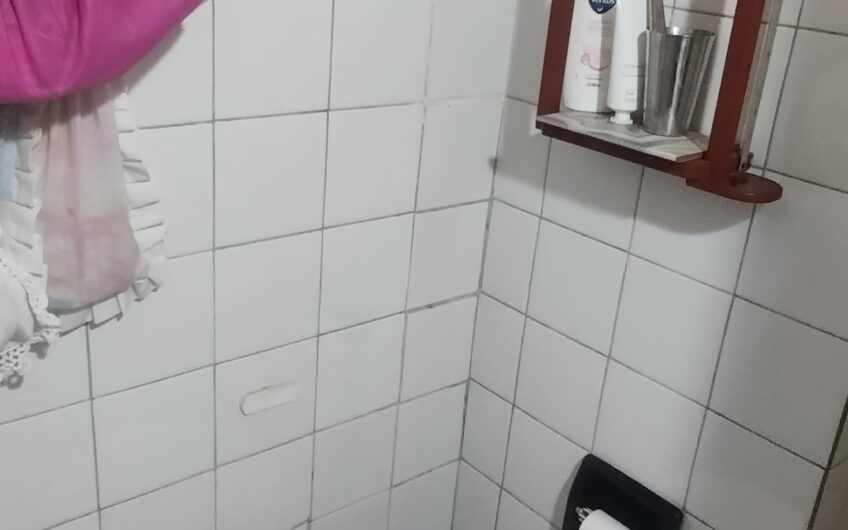 CASA DE 4 AMBIENTES BANFIELD