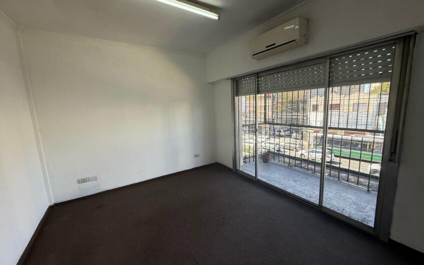 Depto 4 Ambientes a 2 Cuadras de La Estación Lanús ¡Excelente Ubicación!