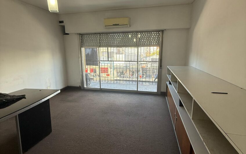 Depto 4 Ambientes a 2 Cuadras de La Estación Lanús ¡Excelente Ubicación!