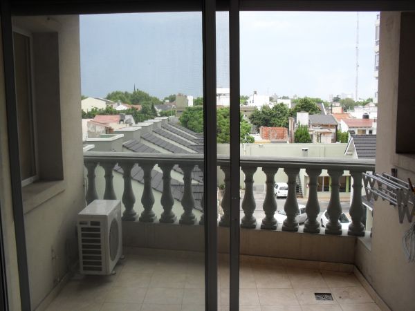 Hermoso 3 Ambientes con Cochera Exclusiva
