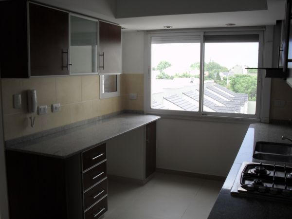 Hermoso 3 Ambientes con Cochera Exclusiva