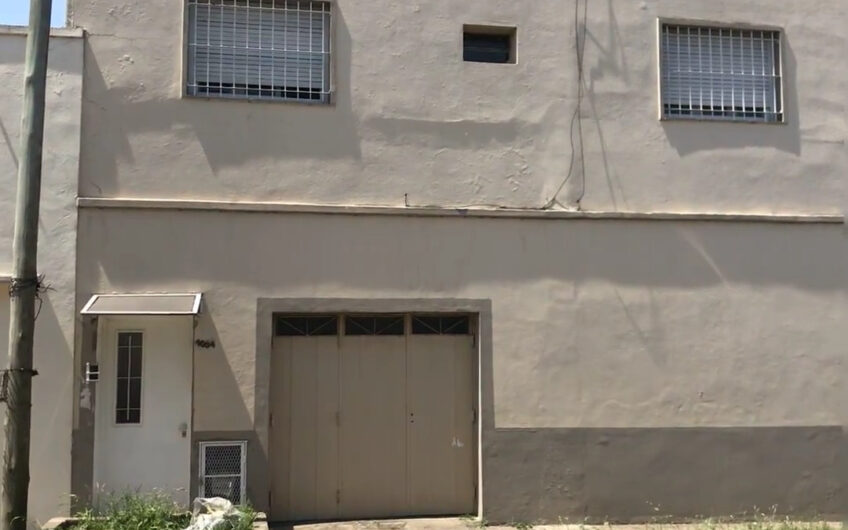 2 DEPARTAMENTO, COCHERA Y LOCAL EN BLOCK