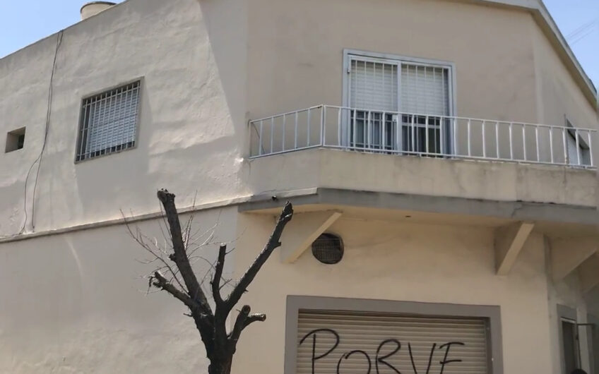 2 DEPARTAMENTO, COCHERA Y LOCAL EN BLOCK