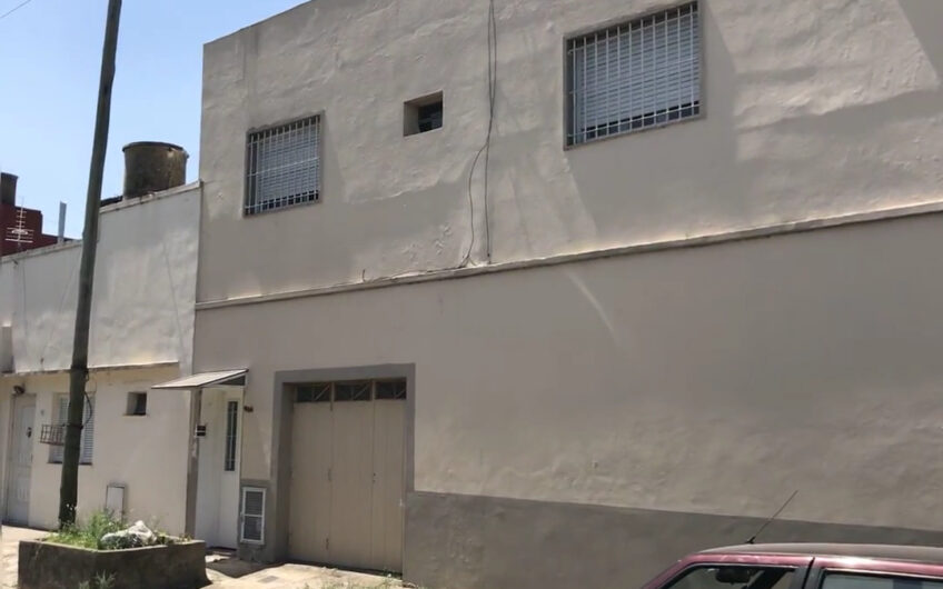 2 DEPARTAMENTO, COCHERA Y LOCAL EN BLOCK