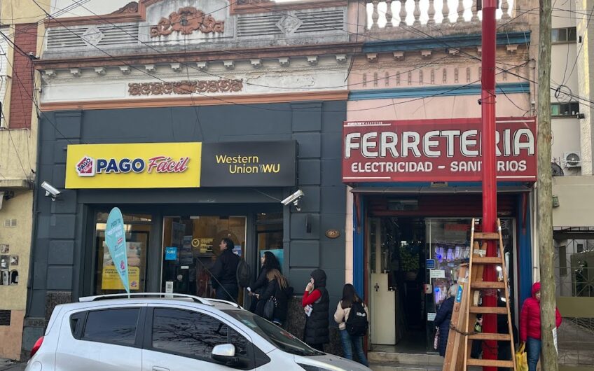 2 LOCALES A METROS DE 9 DE JULIO “RETASADO”