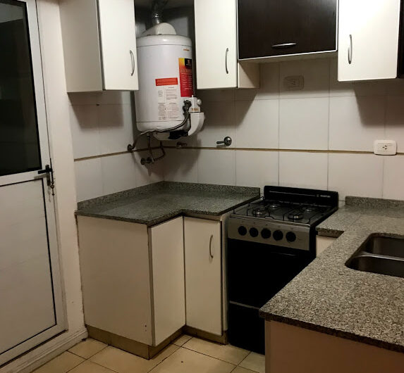 2 Ambientes Muy bueno con Patio