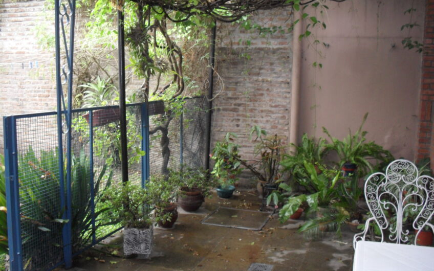 CASA DE ESTILO RECICLADA A NUEVO